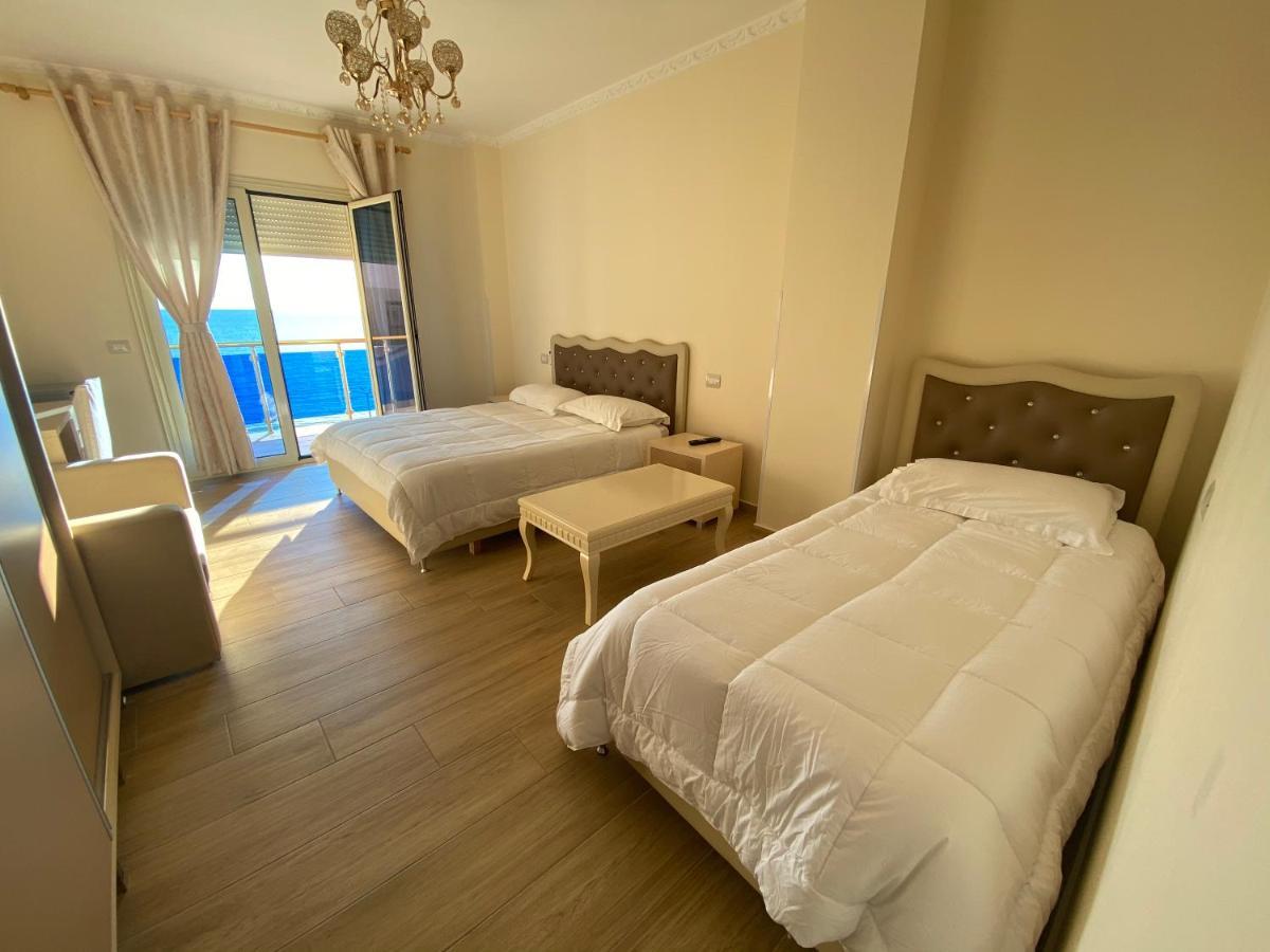 Hotel 3 Vellezerit Durres Bagian luar foto