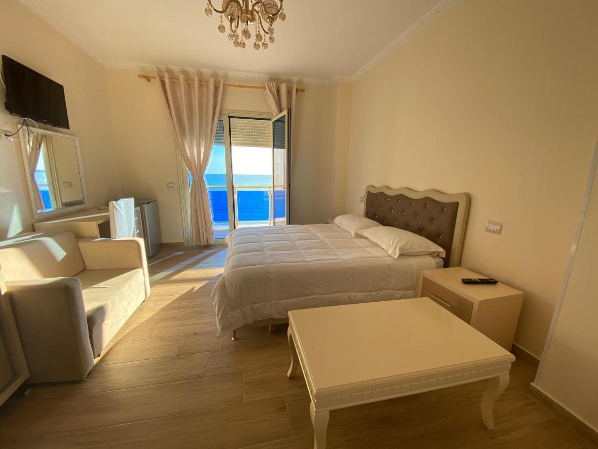 Hotel 3 Vellezerit Durres Bagian luar foto