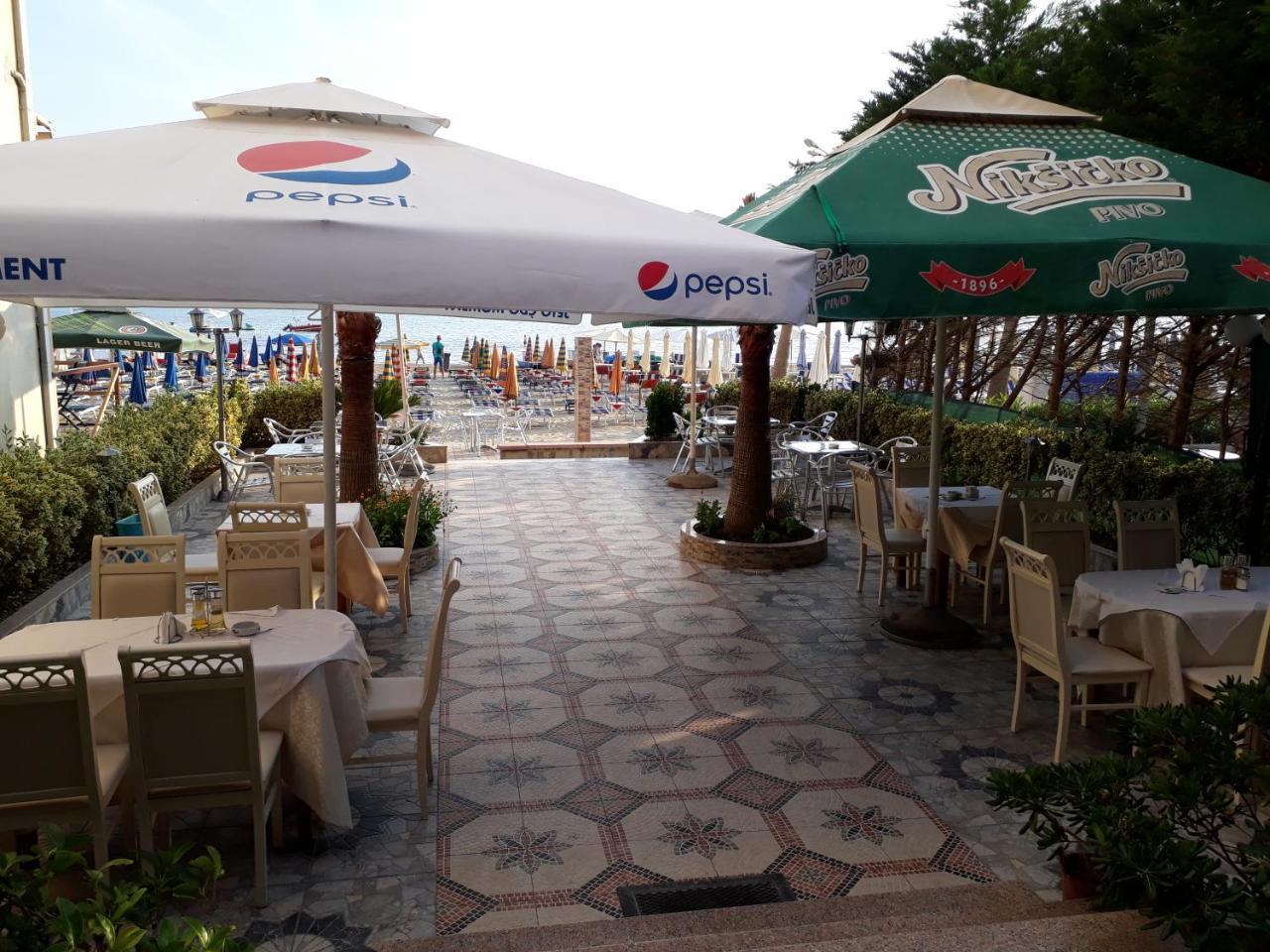 Hotel 3 Vellezerit Durres Bagian luar foto