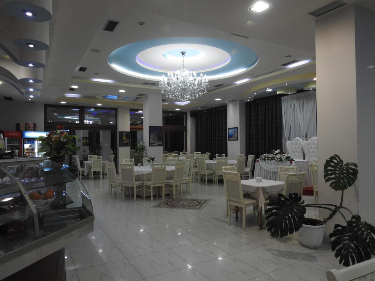Hotel 3 Vellezerit Durres Bagian luar foto