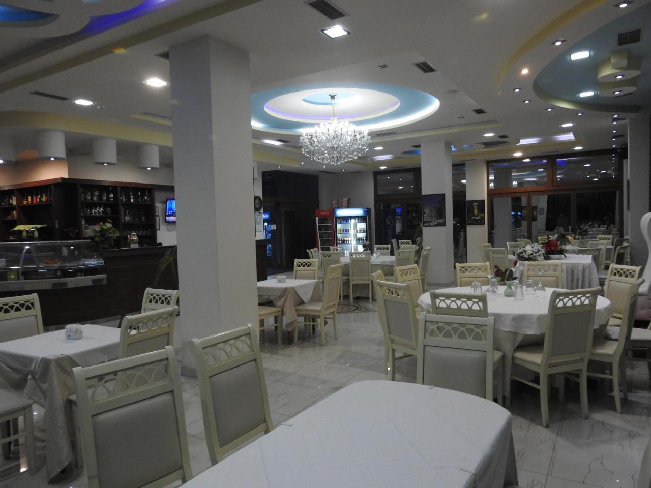 Hotel 3 Vellezerit Durres Bagian luar foto